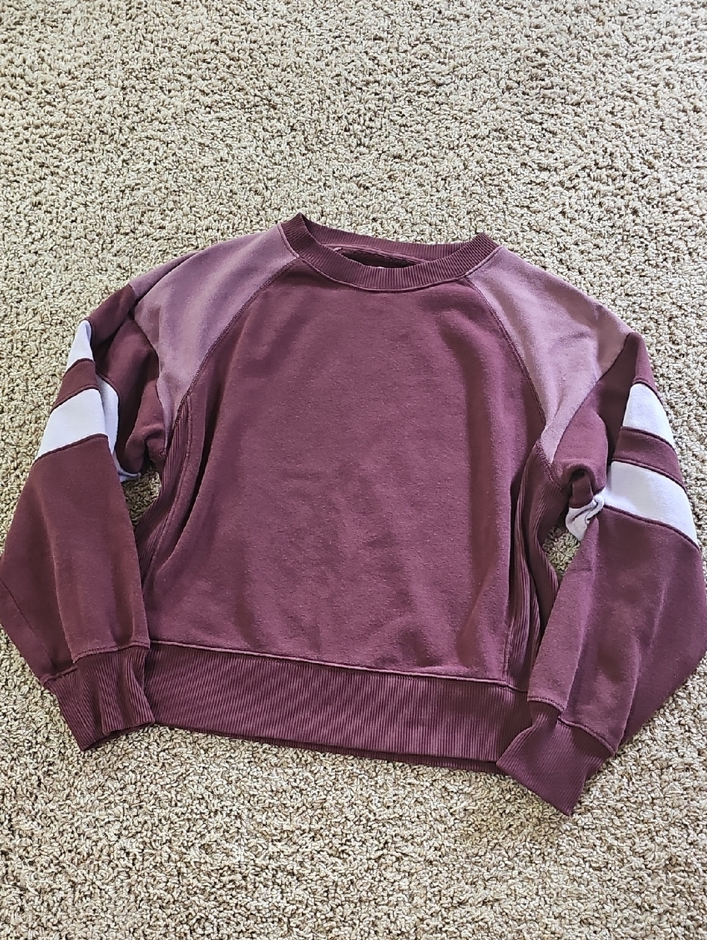 American Eagle Burgundy Plush Fleece Pullover